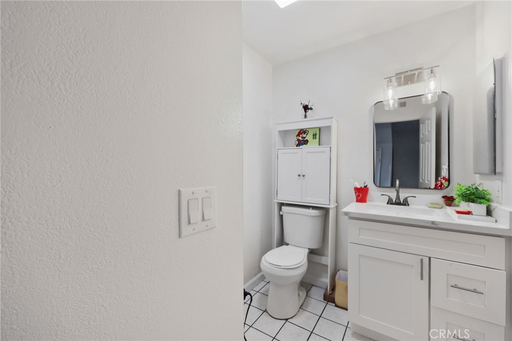 209 Fredricks Property Photo 16