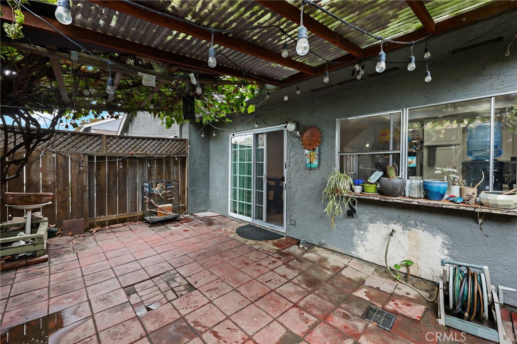 209 Fredricks Property Photo 18