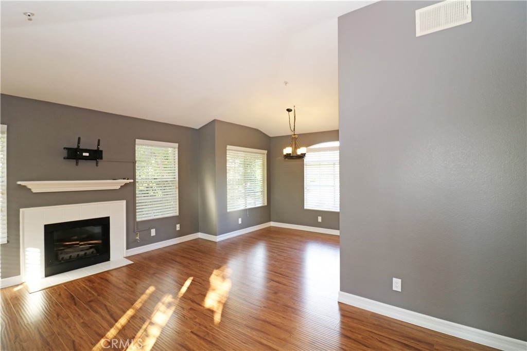 135 Gallery Property Photo 11