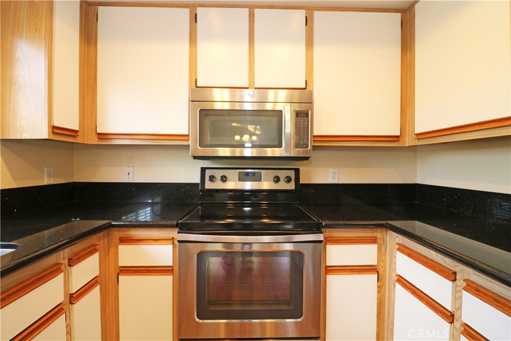135 Gallery Property Photo 16