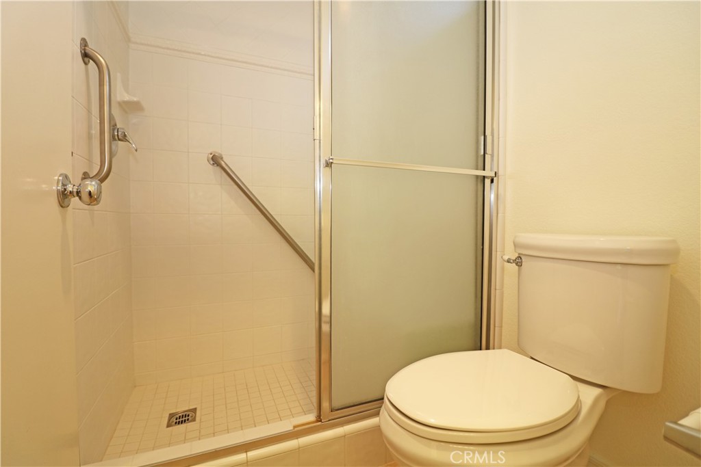 135 Gallery Property Photo 25