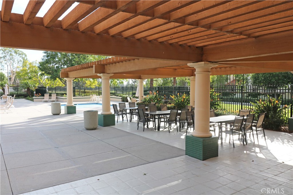 135 Gallery Property Photo 34