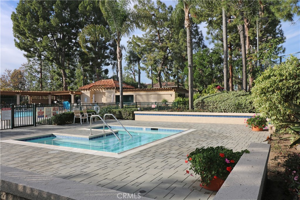 135 Gallery Property Photo 36