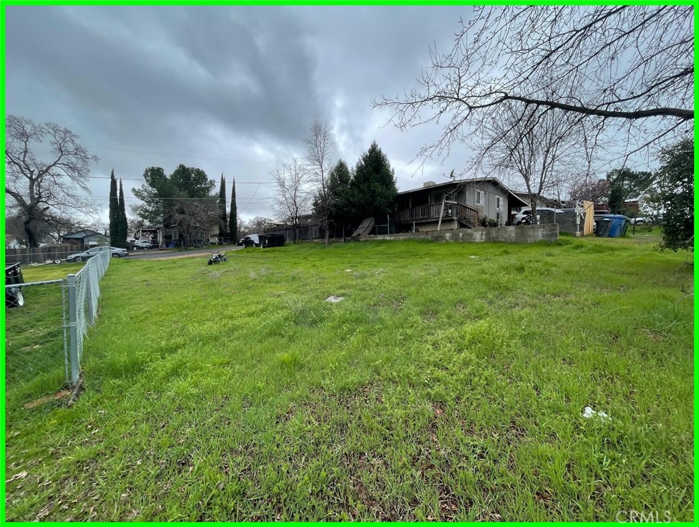 15940 Davis Avenue Property Photo 5