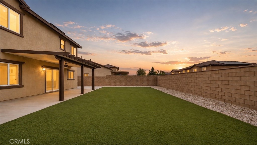 11892 Espola Place Property Photo 4