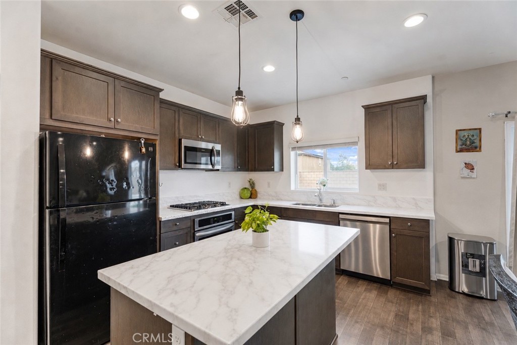 11892 Espola Place Property Photo 5