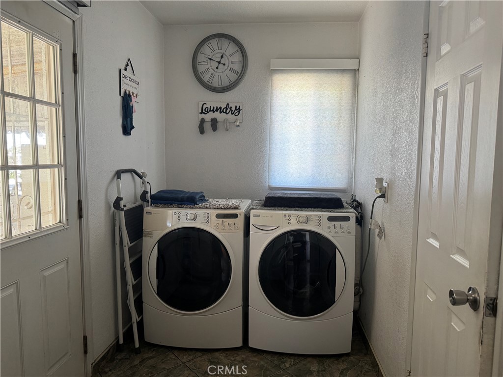 6170 Downey Avenue Property Photo 14