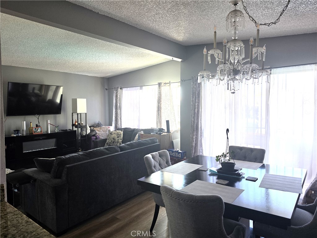 756 N Inglewood Avenue 22 Property Photo 3