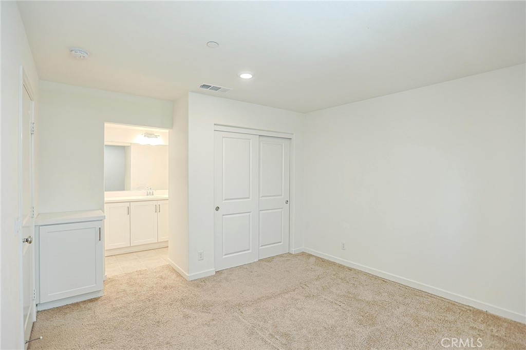 295 Vista Drive #87 Property Photo 4