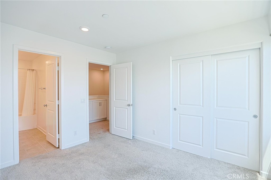 295 Vista Drive #87 Property Photo 17