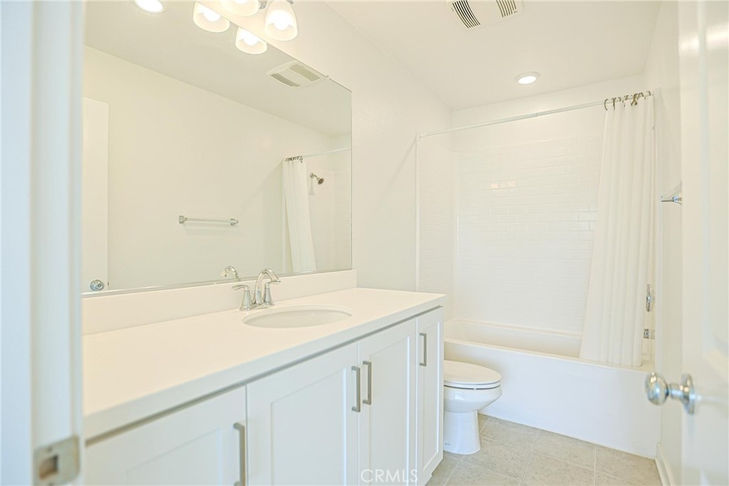 295 Vista Drive #87 Property Photo 18
