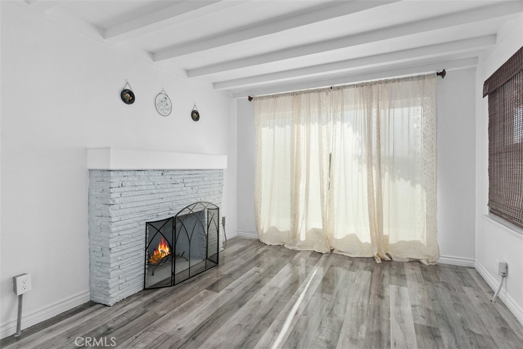 1355 E Olive Street Property Photo 7