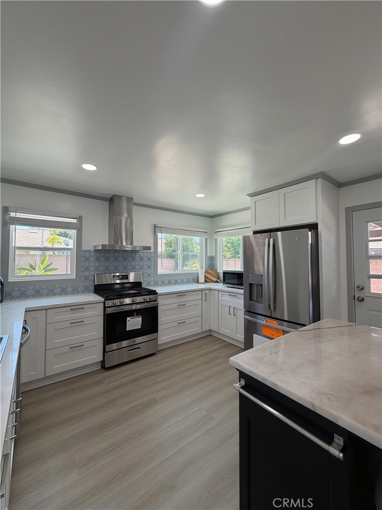 616 S Boxwood Property Photo 4