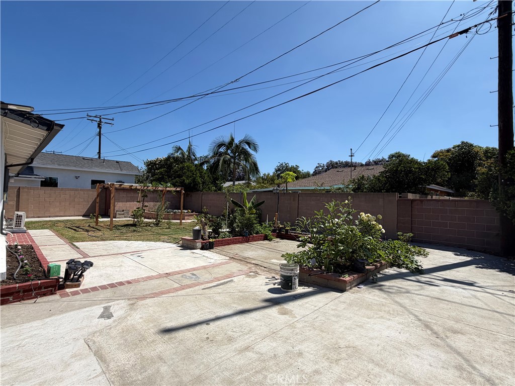 616 S Boxwood Property Photo 12