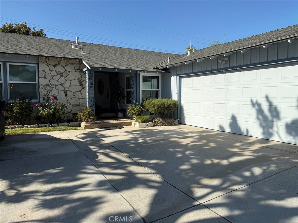 2864 W Monroe Property Photo 2