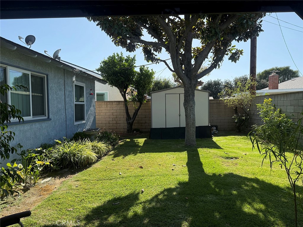 2864 W Monroe Property Photo 16
