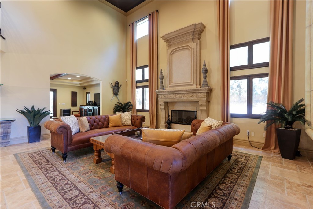4759 Lemona Property Photo 6