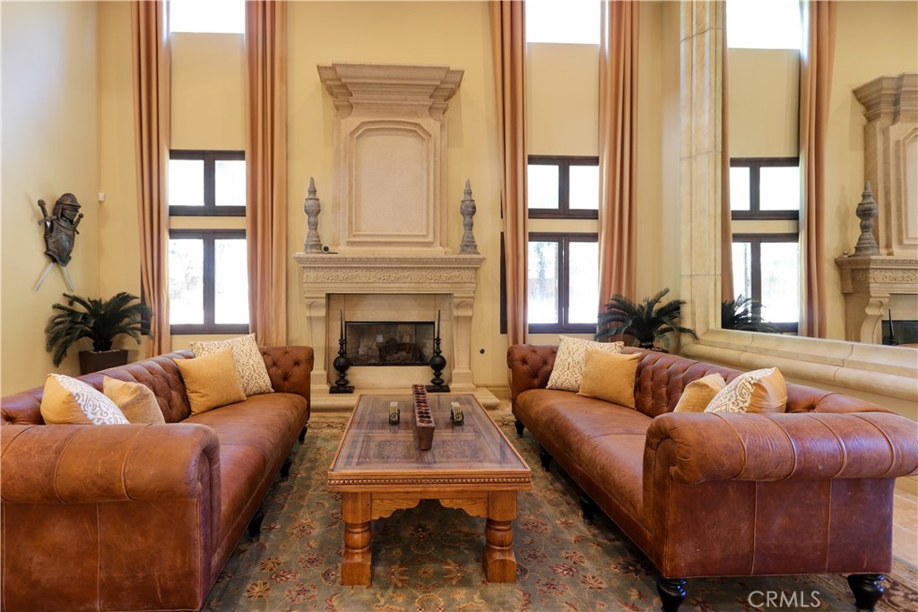 4759 Lemona Property Photo 7