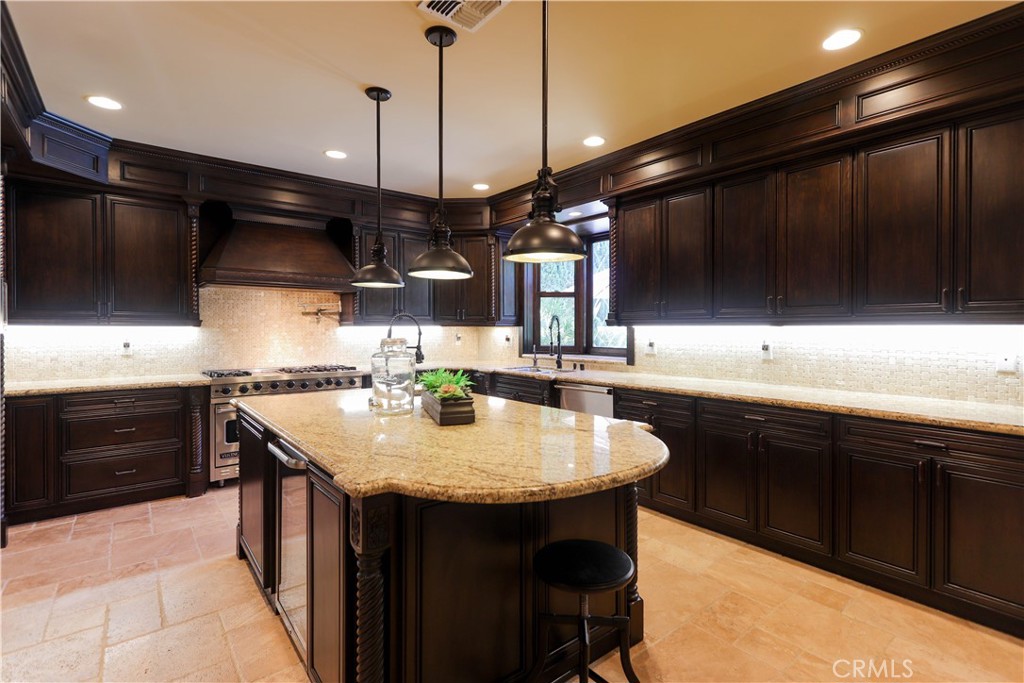 4759 Lemona Property Photo 16