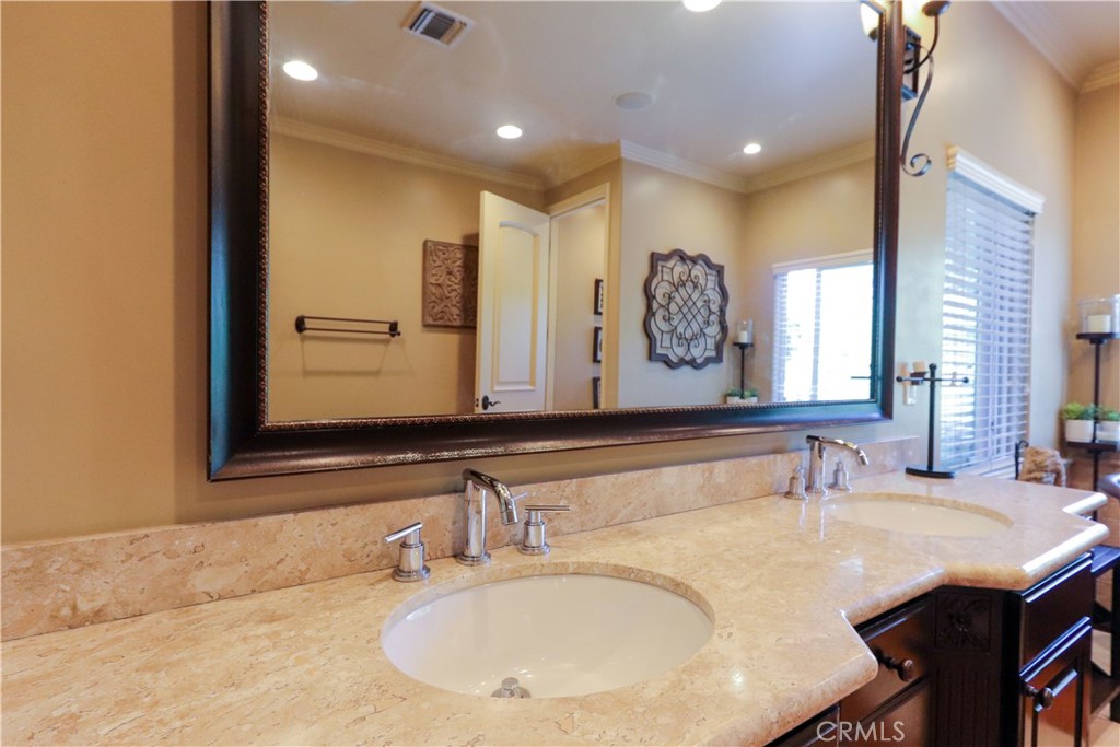 4759 Lemona Property Photo 35