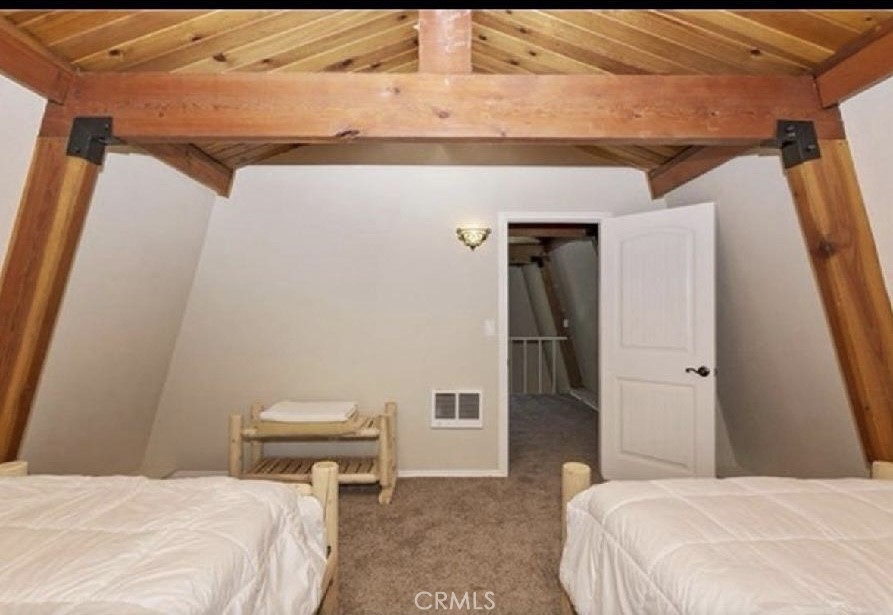 565 Rose Property Photo 18