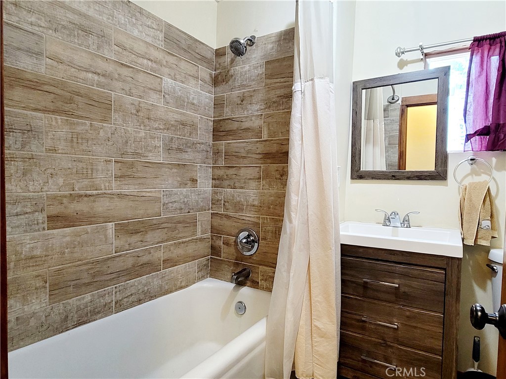29251 Lake Brook Property Photo 13