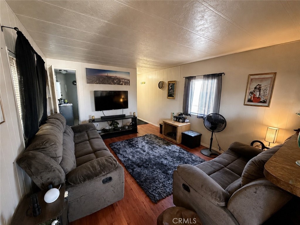 20315 Denker Ave 37 Property Photo 7