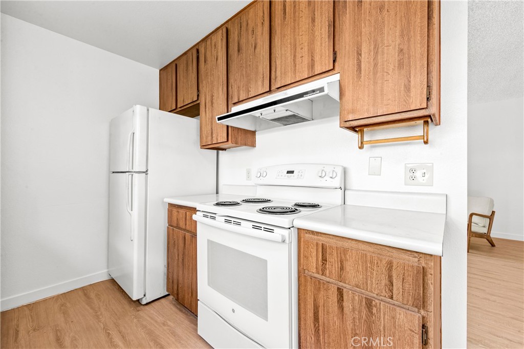53 Streamwood Property Photo 15