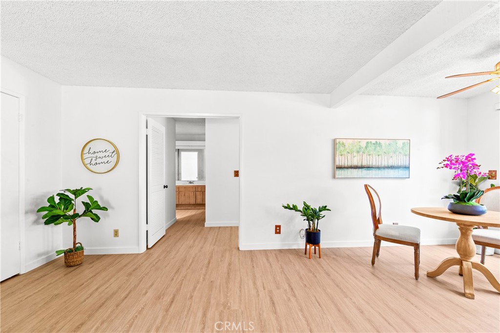 53 Streamwood Property Photo 18