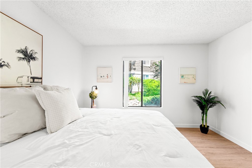 53 Streamwood Property Photo 20