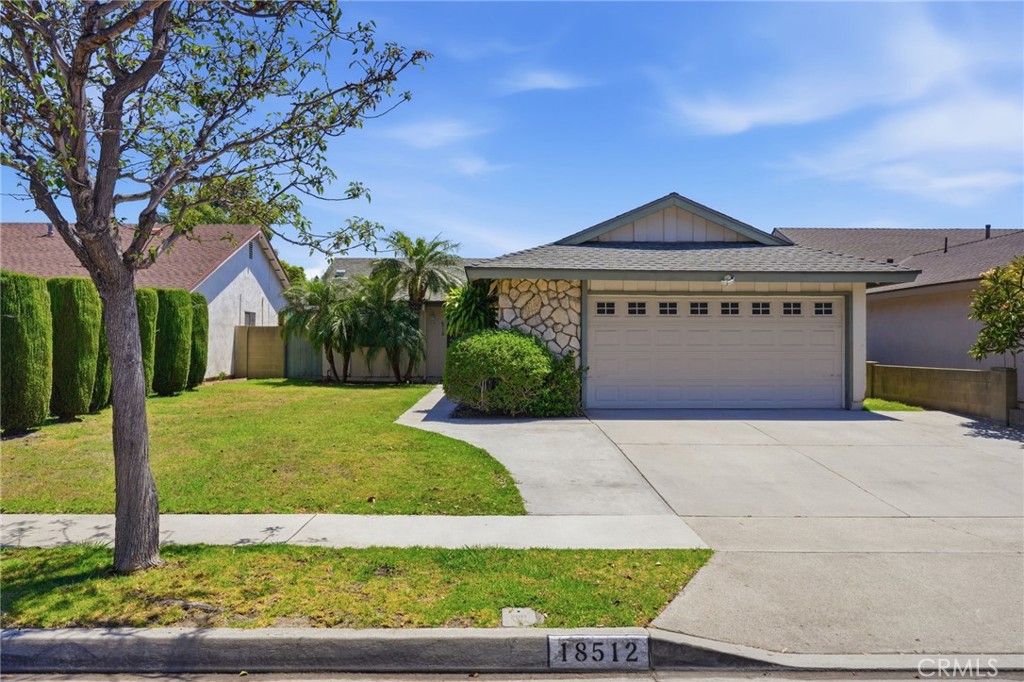 18512 Kamstra Property Photo 1