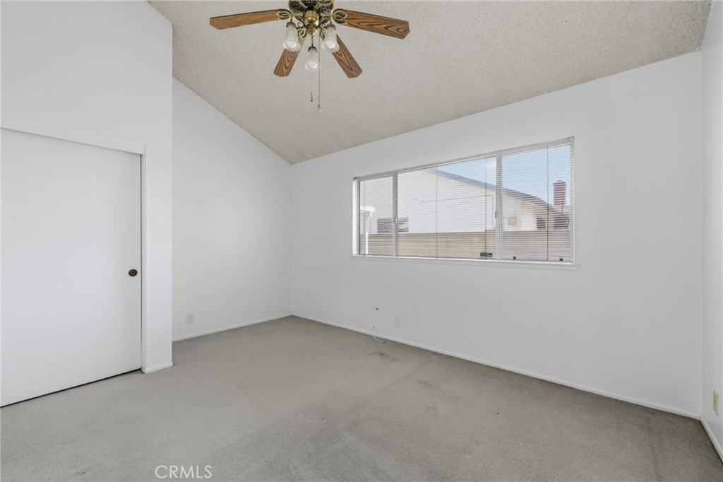 18512 Kamstra Property Photo 14