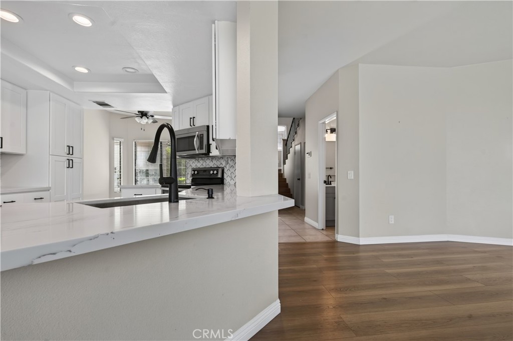 55192 Firestone Property Photo 4