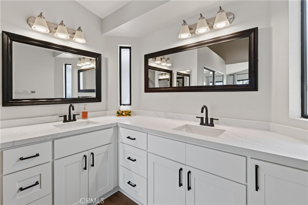55192 Firestone Property Photo 12