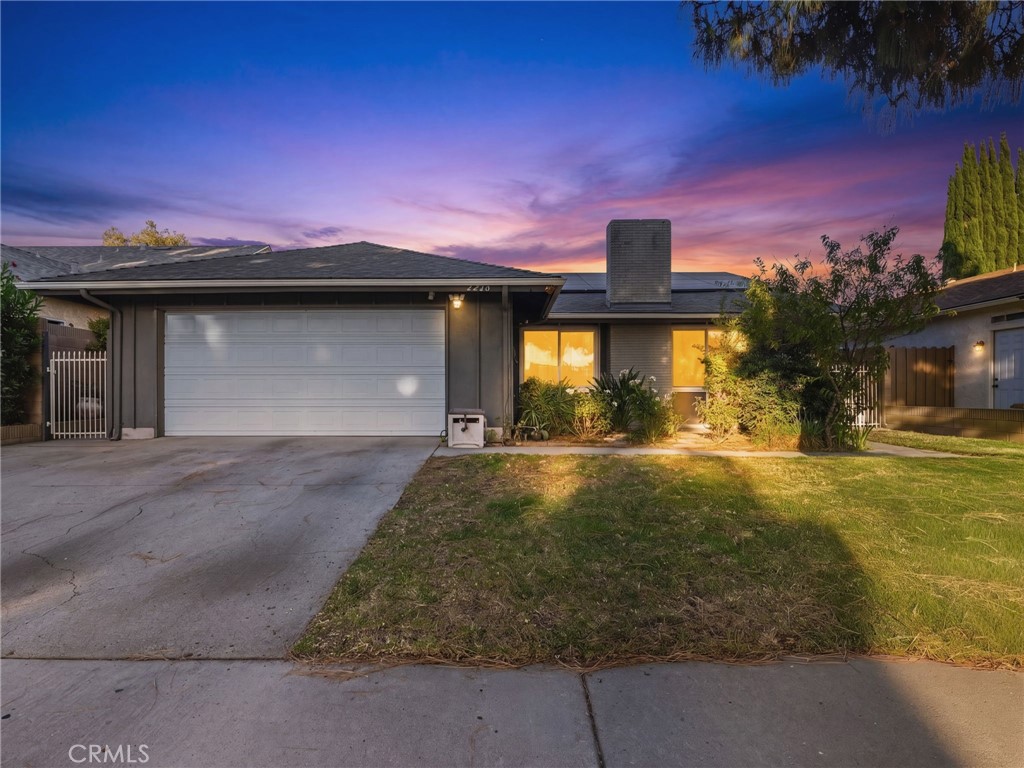 2216 Sequoia Property Photo 1