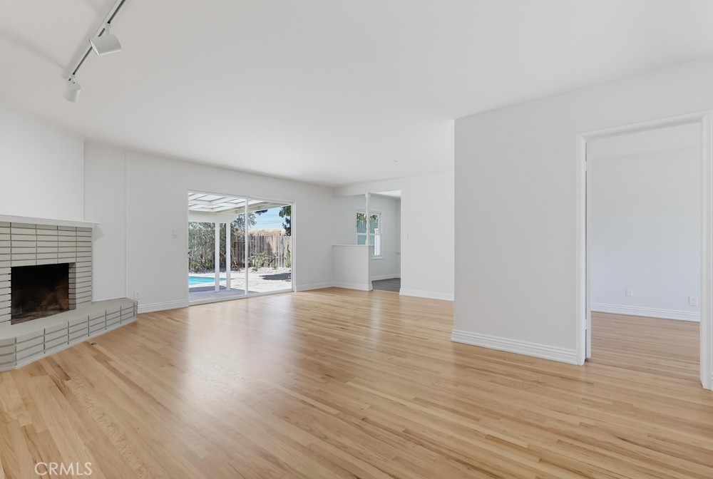 6911 E Septimo Property Photo 8