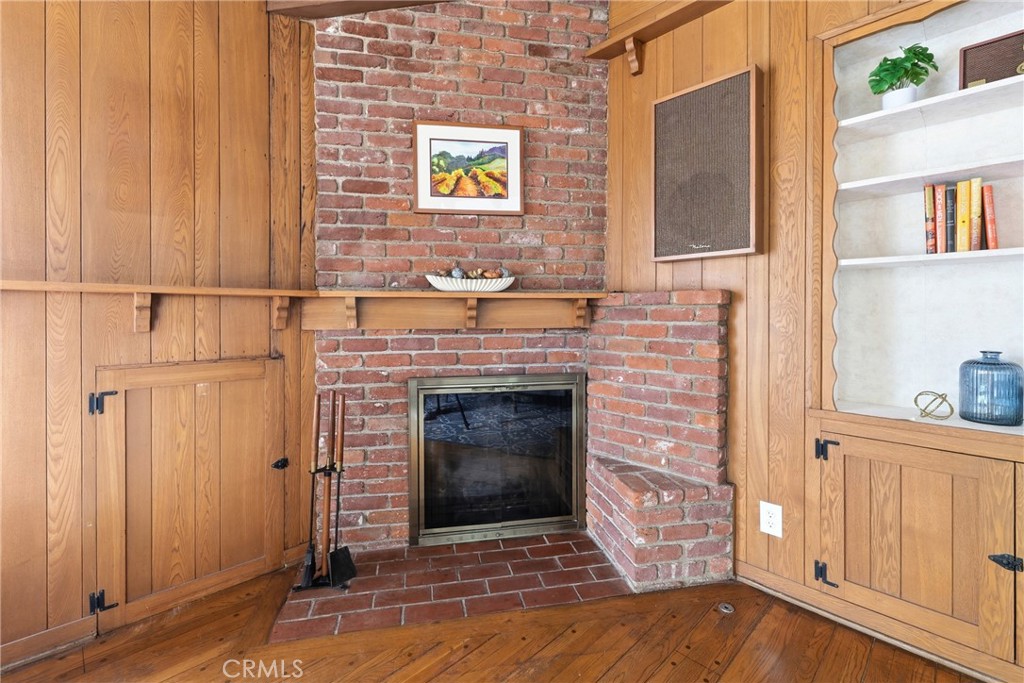 1566 Silverwood Property Photo 15
