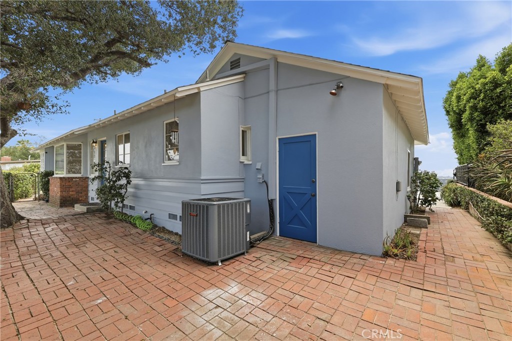 1566 Silverwood Property Photo 42