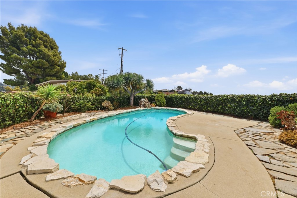 1566 Silverwood Property Photo 48
