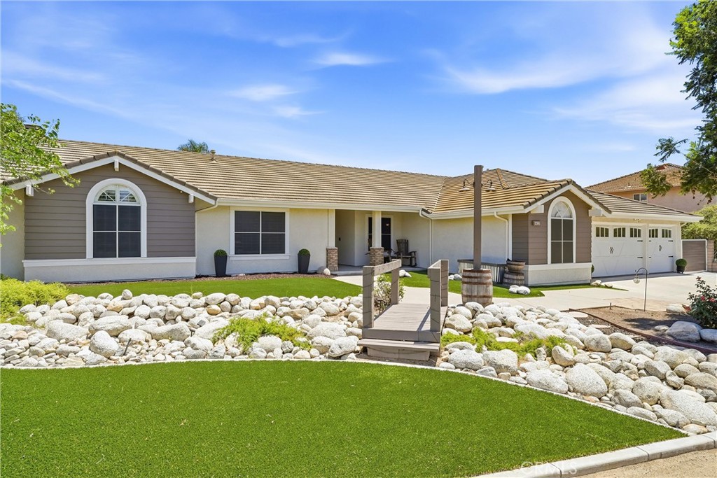 2391 Lonestar Drive Property Photo