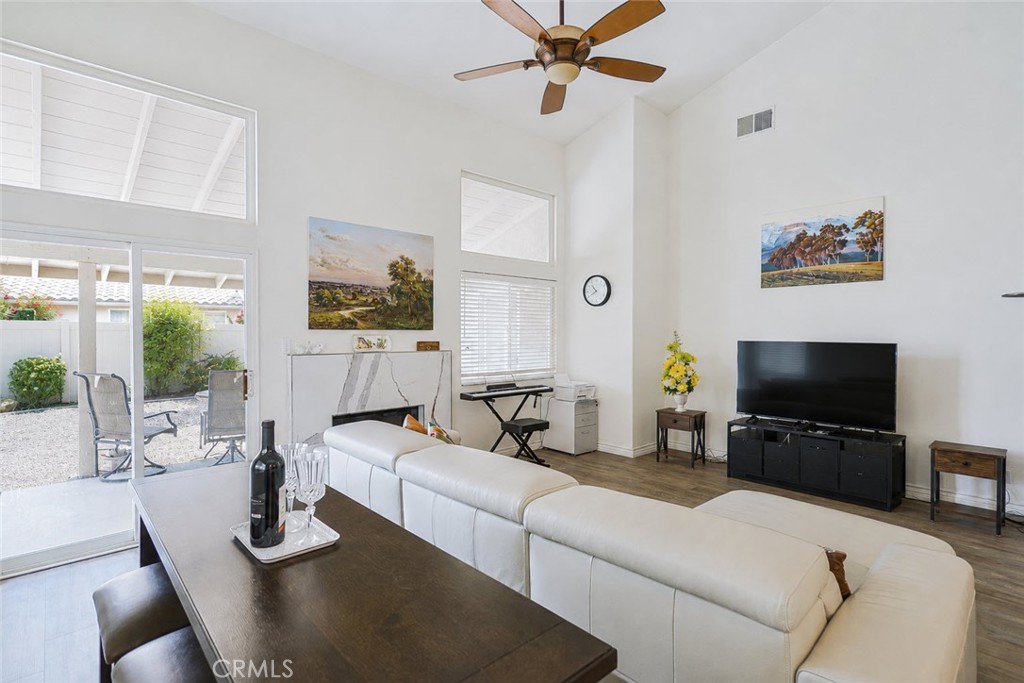 1582 Woodlands Property Photo 14