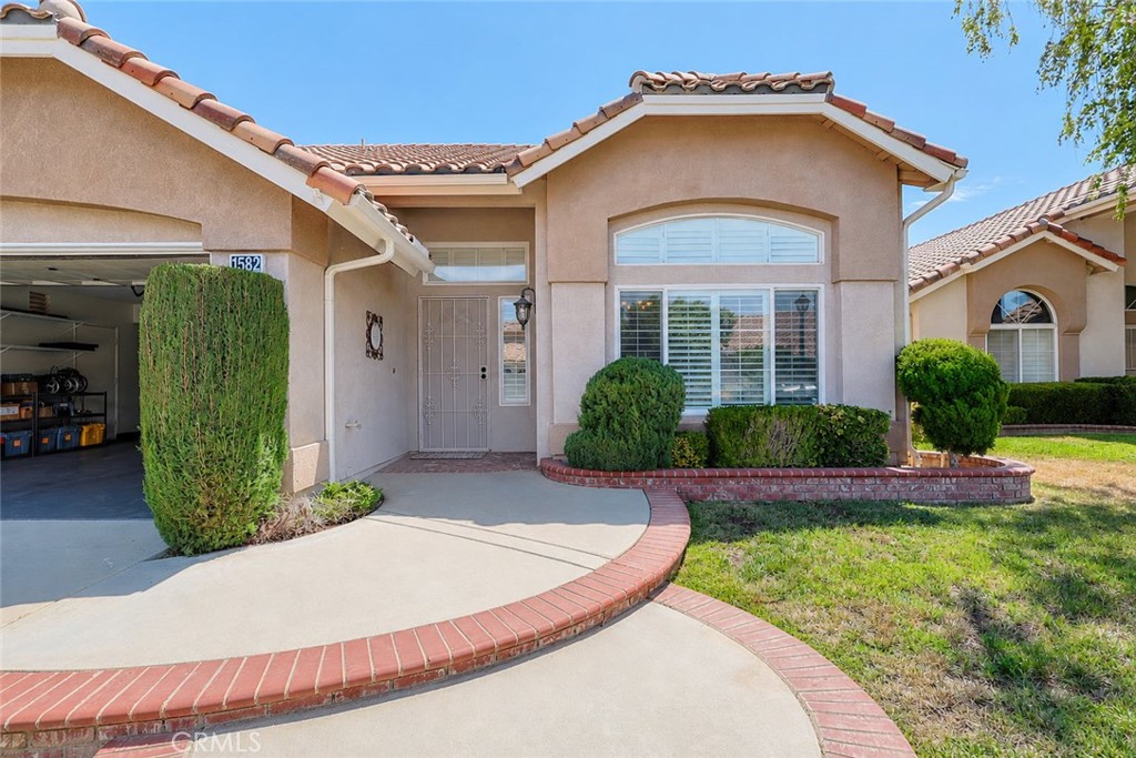 1582 Woodlands Property Photo 28