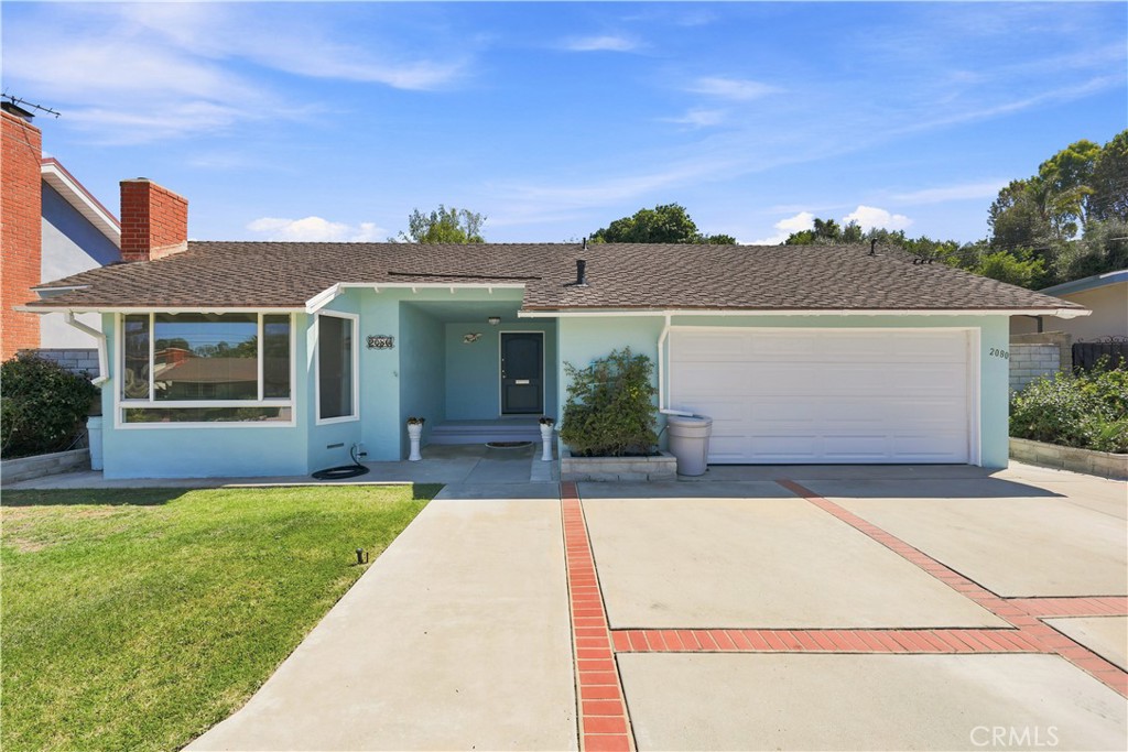2080 Avenida Feliciano Property Photo 3