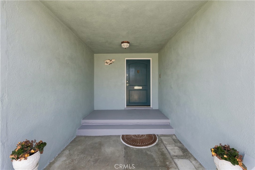 2080 Avenida Feliciano Property Photo 7
