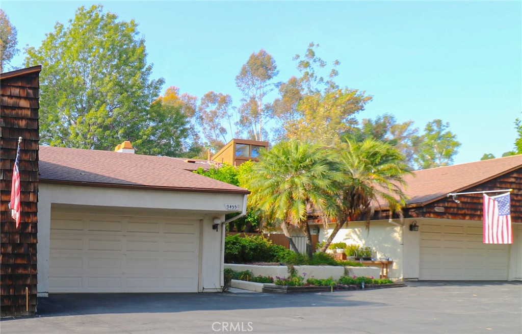 9455 Friendly Woods Property Photo 10
