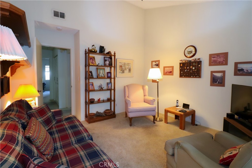 9455 Friendly Woods Property Photo 27