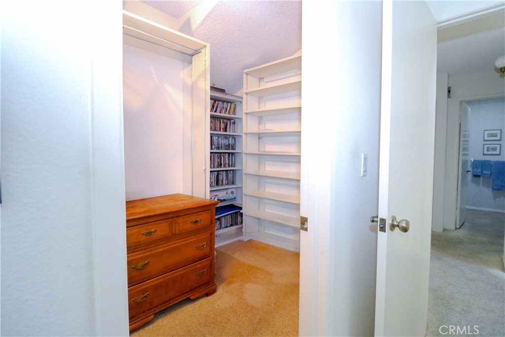 9455 Friendly Woods Property Photo 37