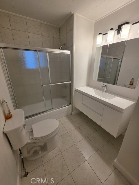1560 Massachusetts 21 Property Photo 9