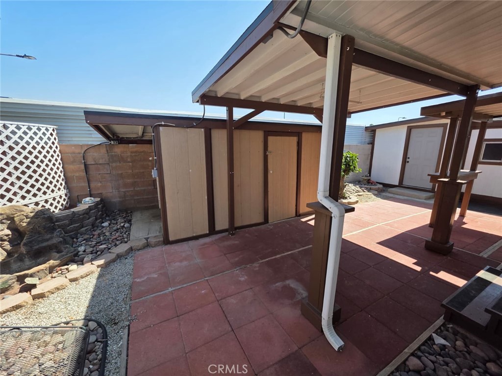 1560 Massachusetts 21 Property Photo 14
