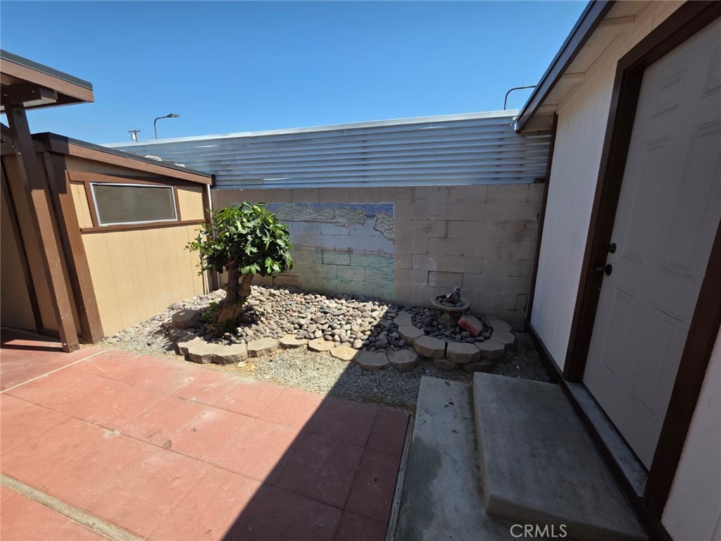 1560 Massachusetts 21 Property Photo 15